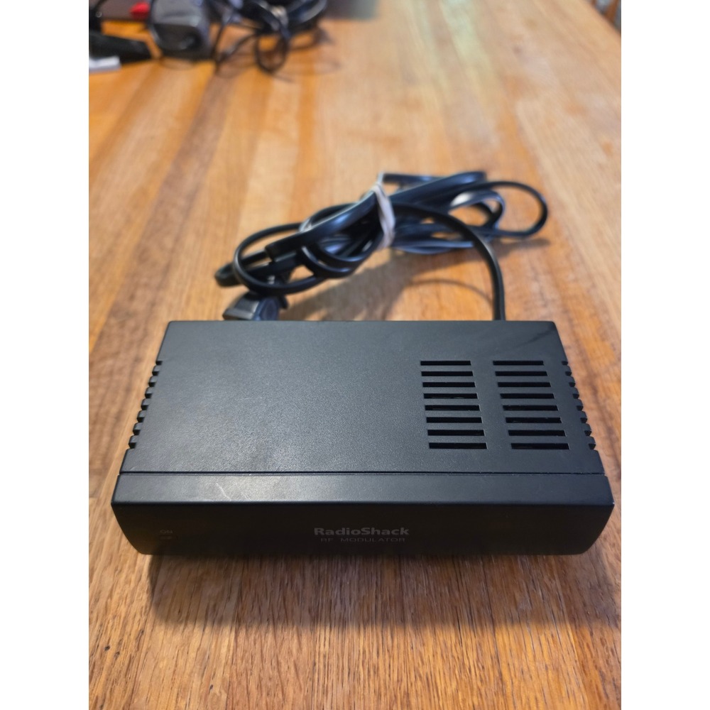 RadioShack RF Modulator S-Video RCA to Coaxial TV Converter Black 1500469